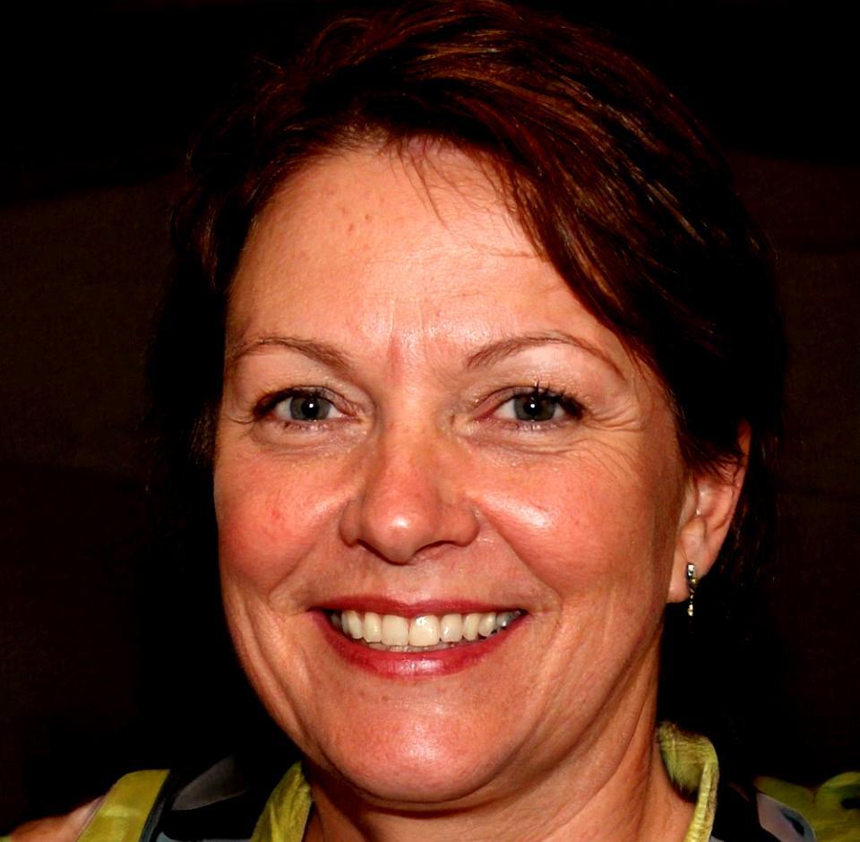 Эльза Демирель — маркетинговый стратег